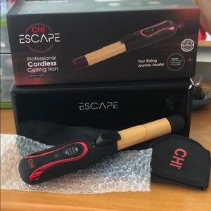 Brand new Chi escape wireless curling iron!